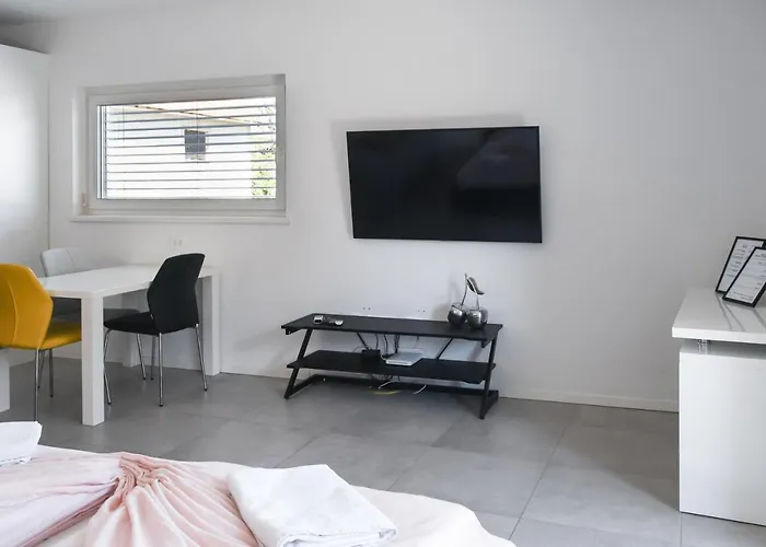 Point Zero Apartament *